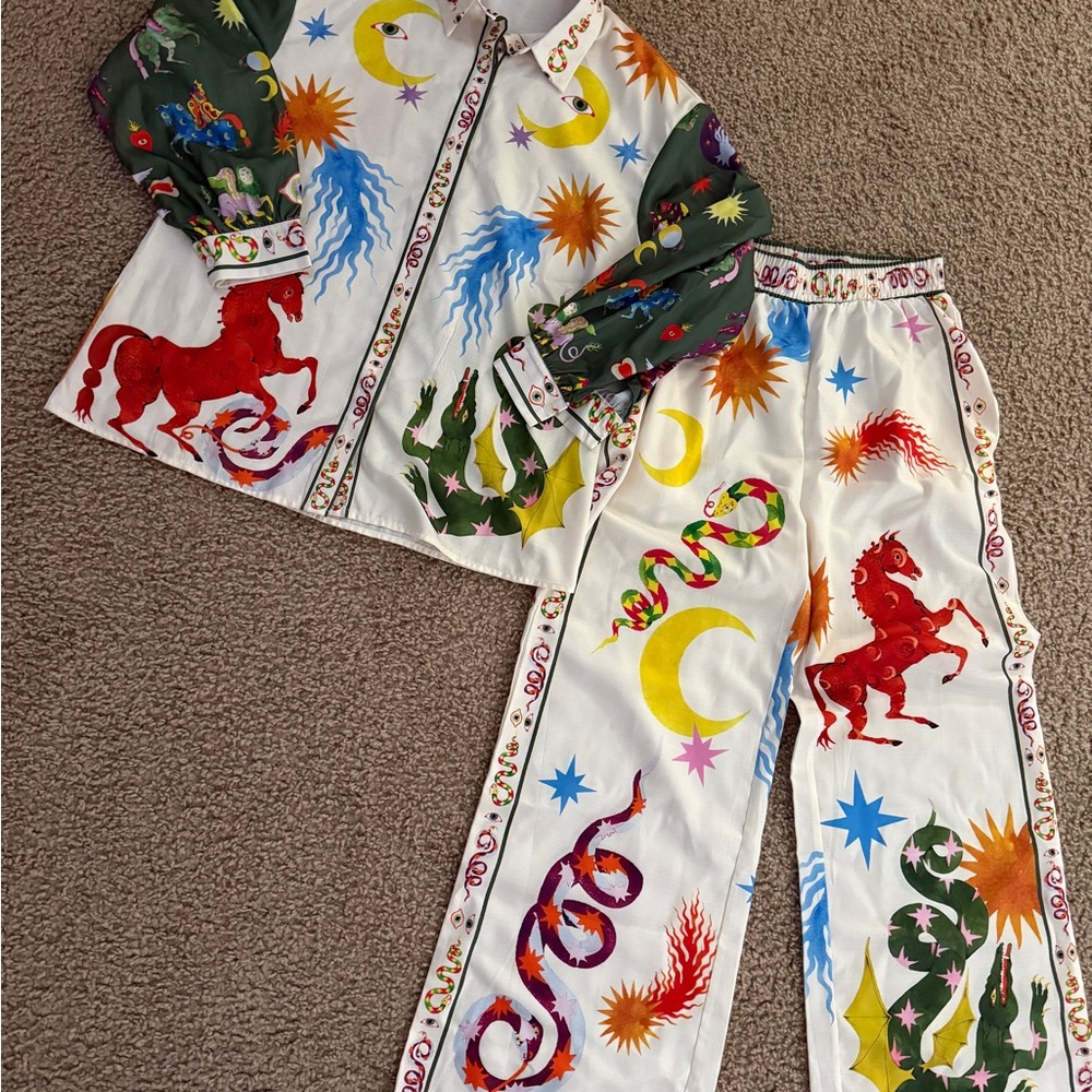 Colorful Womens Pajama Set with Fantasy Print